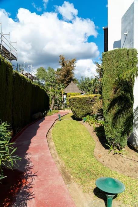 Luxury Apartamento En Rio Real Marbella Exteriör bild