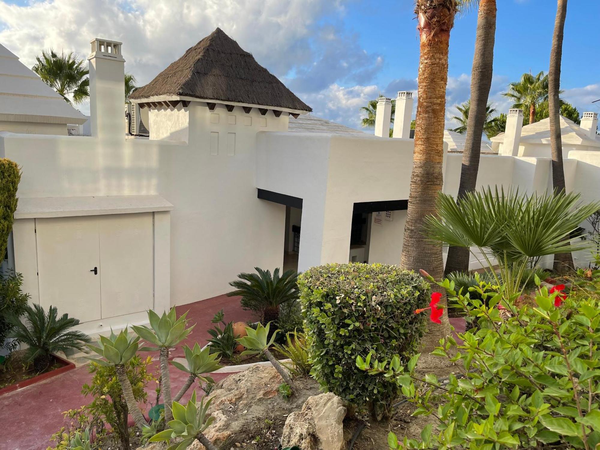Luxury Apartamento En Rio Real Marbella Exteriör bild